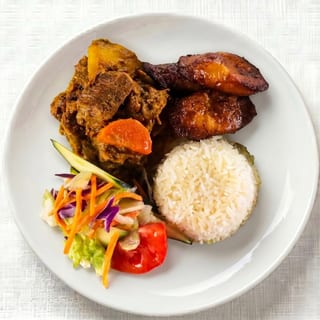 Medium Curry Goat